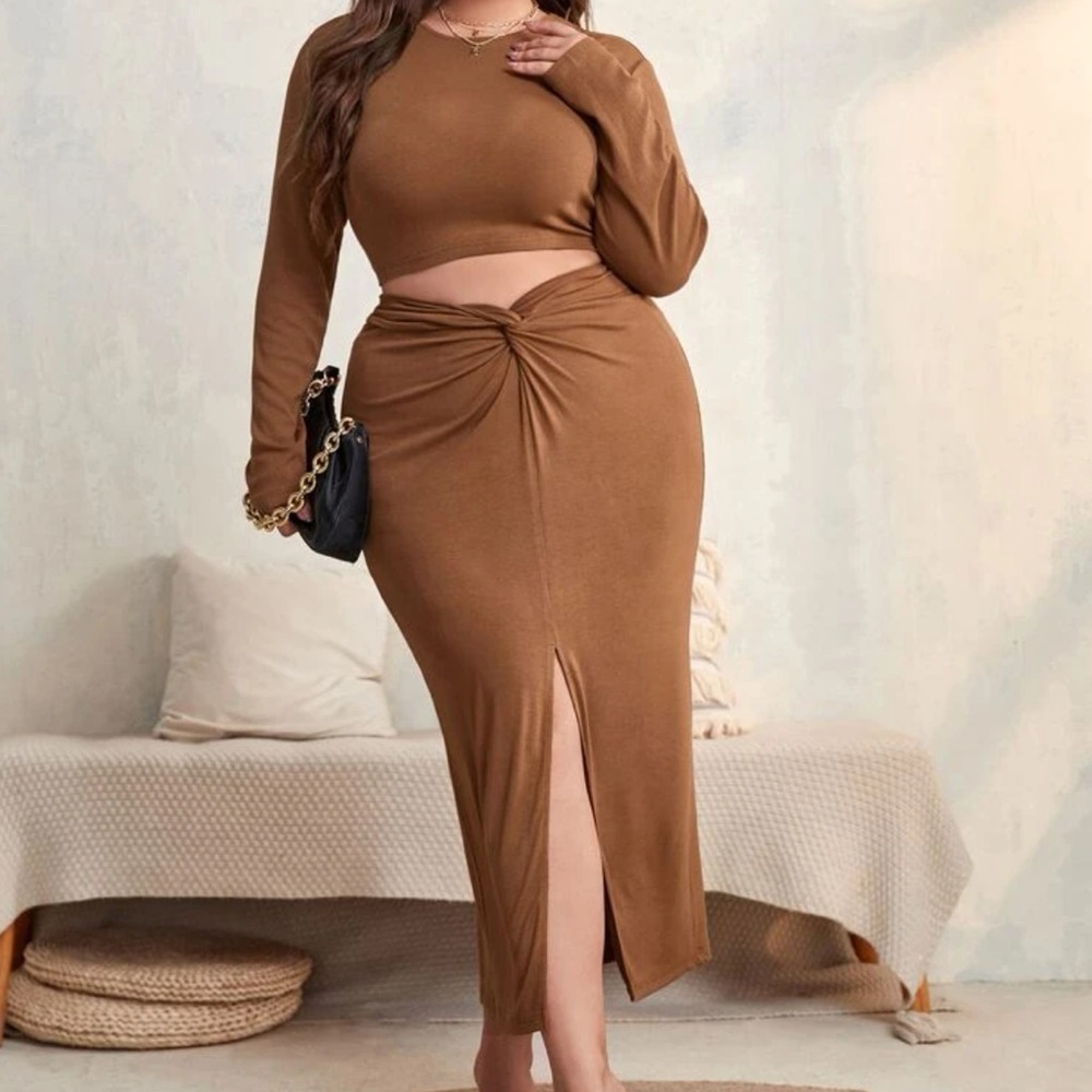 Twist Front Skirt Set